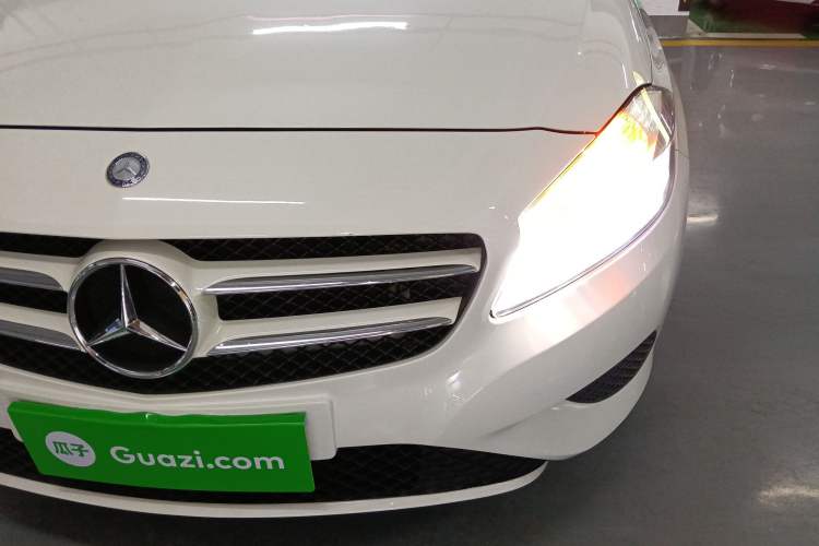 Used Mercedes-Benz A-Class 2015 A 180 Standard Model Left Front Headlight