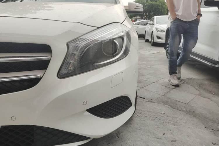 Used Mercedes-Benz A-Class 2015 A 180 Left Front Headlight