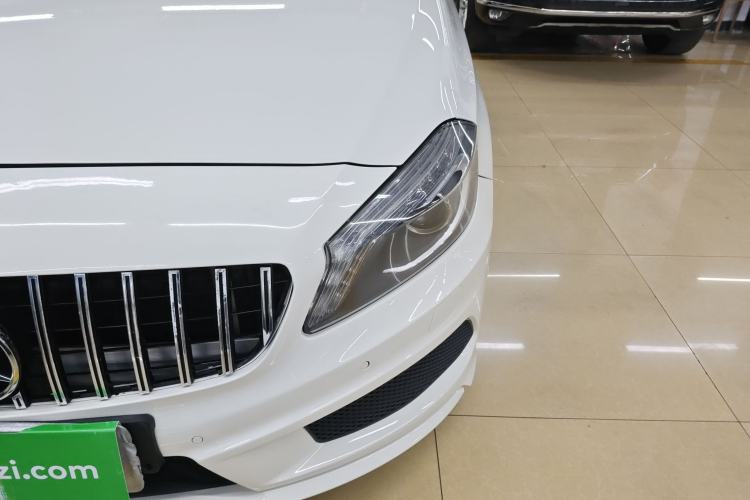 Used Mercedes-Benz A-Class 2015 A 180 Left Front Headlight