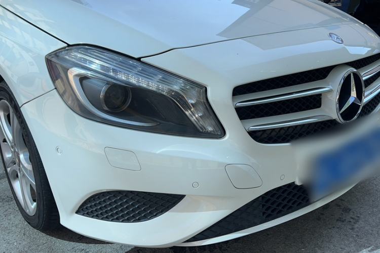 Used Mercedes-Benz A-Class 2015 A 180 Left Front Headlight