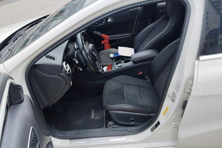 Used Mercedes-Benz A-Class 2015 A 200 Sport Edition Left Front Seat