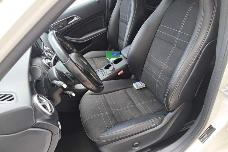 Used Mercedes-Benz A-Class 2015 A 200 Fashion Model Left Front Seat