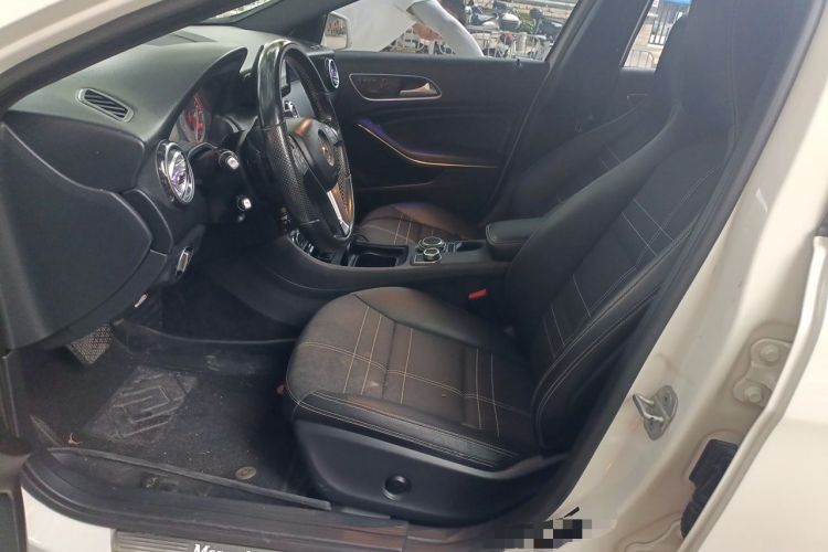 Used Mercedes-Benz A-Class 2015 A 200 Fashion Model Left Front Seat