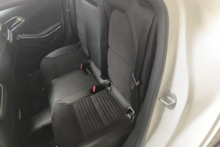 Used Mercedes-Benz A-Class 2015 A 200 Sport Edition Left Rear Seat