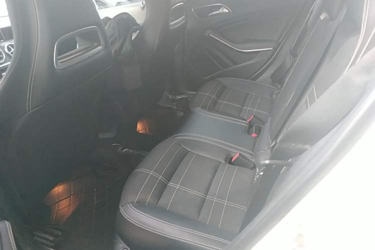 Used Mercedes-Benz A-Class 2015 A 200 Fashion Model Left Rear Seat