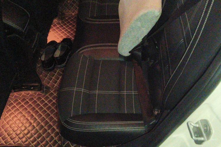 Used Mercedes-Benz A-Class 2015 A 200 Fashion Model Left Rear Seat