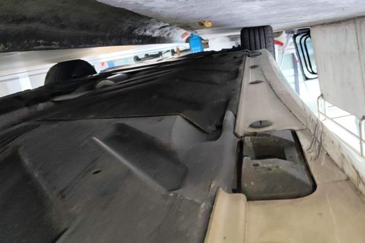 Used Mercedes-Benz A-Class 2015 A 200 Fashion Model Left Side Sill