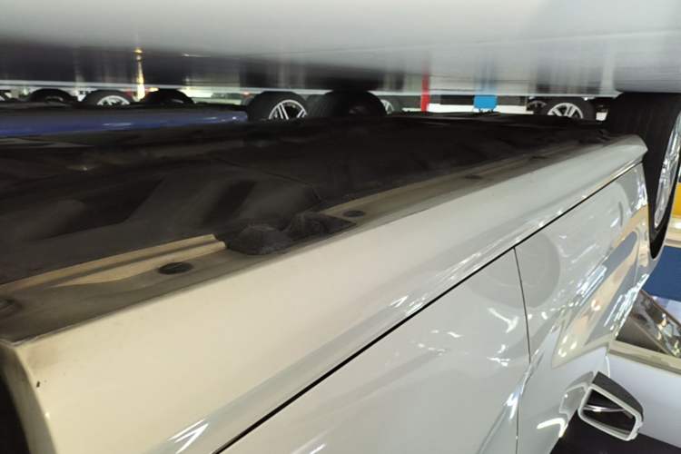 Used Mercedes-Benz A-Class 2015 A 180 Left Side Sill