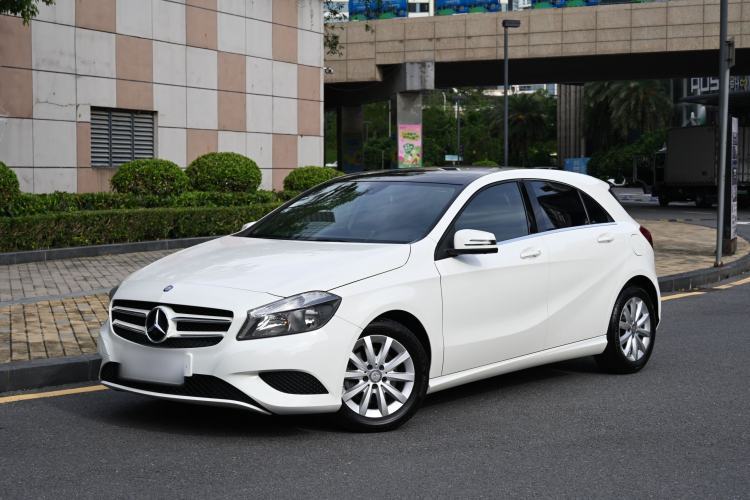 Used Mercedes-Benz A-Class 2015 A 180 Standard Model Guazi used car, China used car export, Used car for sale, Used  cars, Cheapest cars for sale