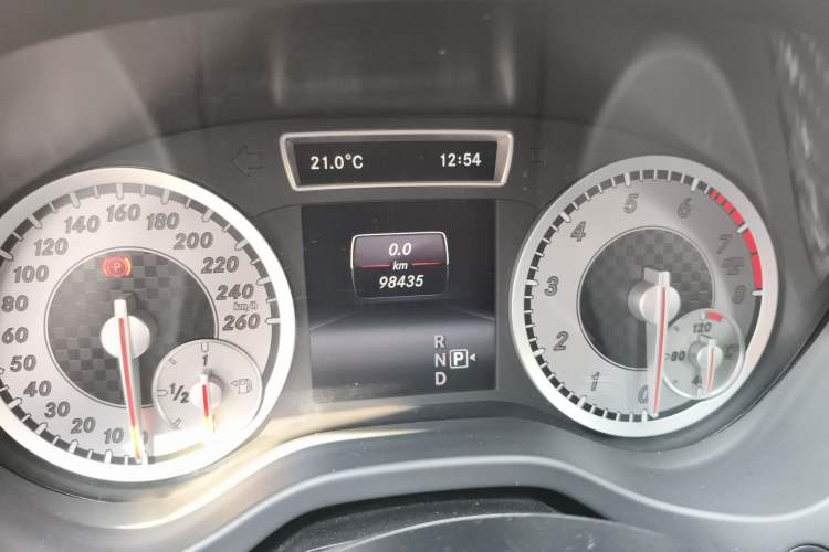 Used Mercedes-Benz A-Class 2015 A 200 Sport Edition Odometer Close Up