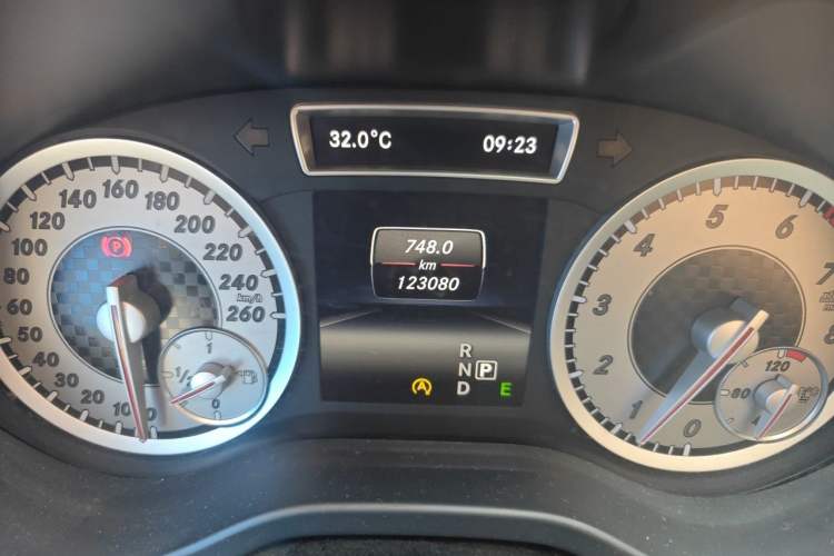 Used Mercedes-Benz A-Class 2015 A 200 Fashion Model Odometer Close Up