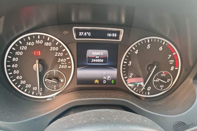 Used Mercedes-Benz A-Class 2015 A 180 Odometer Close Up