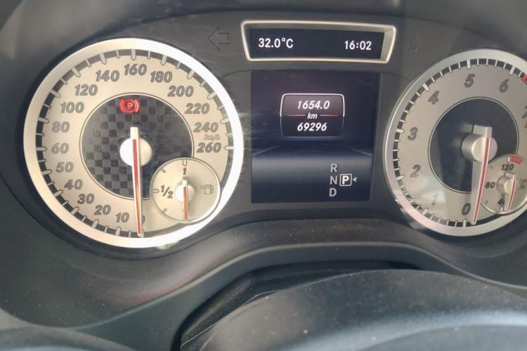 Used Mercedes-Benz A-Class 2015 A 200 Fashion Model Odometer Close Up