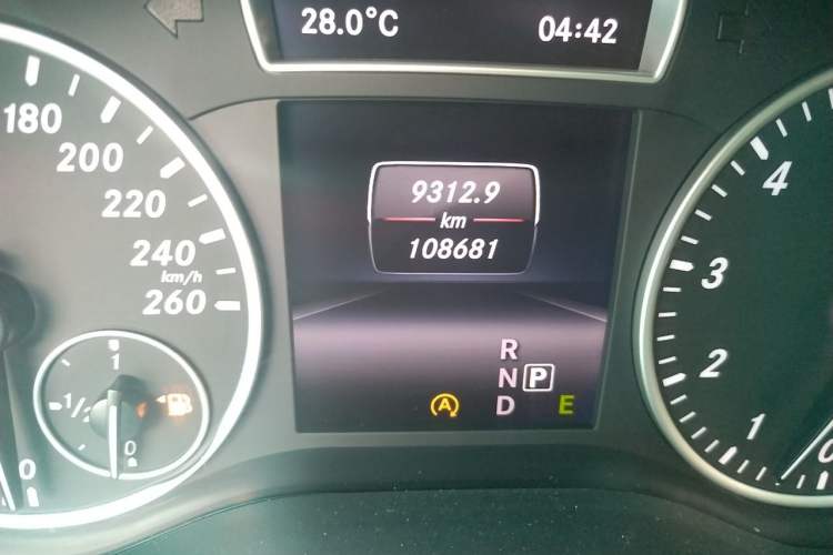 Used Mercedes-Benz A-Class 2015 A 180 Odometer Close Up