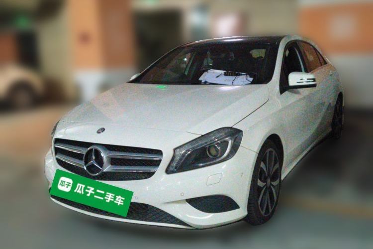 Used Mercedes-Benz A-Class 2015 A 200 Fashion Model Guazi used car, China used car export, Used car for sale, Used cars, Cheapest cars for sale