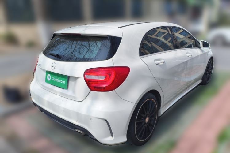 Used Mercedes-Benz A-Class 2015 A 200 Sport Edition Rear Right 45 Deg