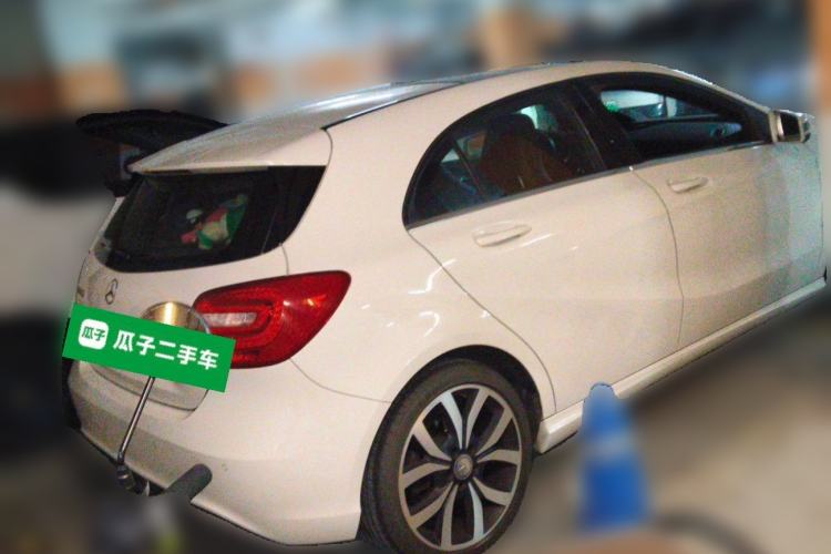 Used Mercedes-Benz A-Class 2015 A 200 Fashion Model Rear Right 45 Deg