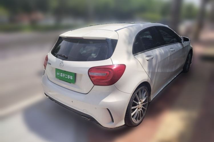 Used Mercedes-Benz A-Class 2015 A 200 Sport Edition Rear Right 45 Deg
