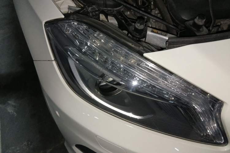 Used Mercedes-Benz A-Class 2015 A 200 Sport Edition Right Front Headlight