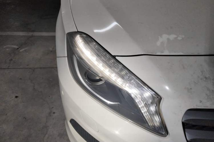 Used Mercedes-Benz A-Class 2015 A 200 Sport Edition Right Front Headlight