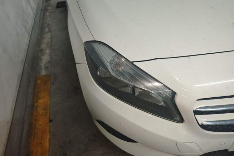 Used Mercedes-Benz A-Class 2015 A 180 Standard Model Right Front Headlight