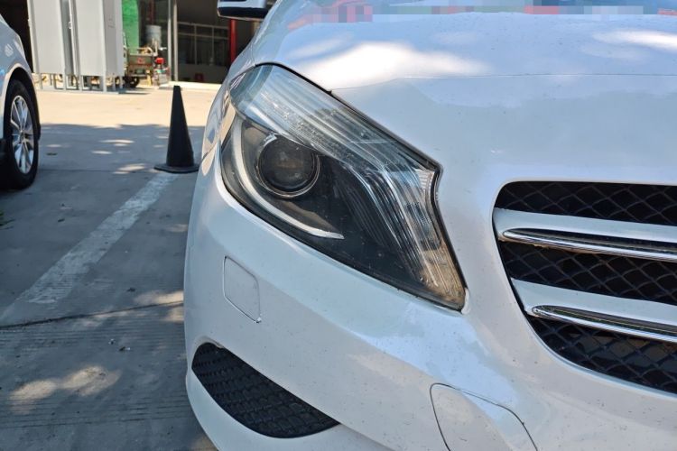 Used Mercedes-Benz A-Class 2015 A 180 Right Front Headlight