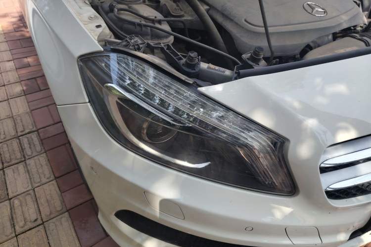 Used Mercedes-Benz A-Class 2015 A 200 Sport Edition Right Front Headlight