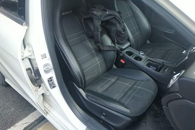 Used Mercedes-Benz A-Class 2015 A 200 Fashion Model Right Front Seat
