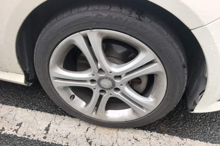Used Mercedes-Benz A-Class 2015 A 180 Right Front Wheel Hub