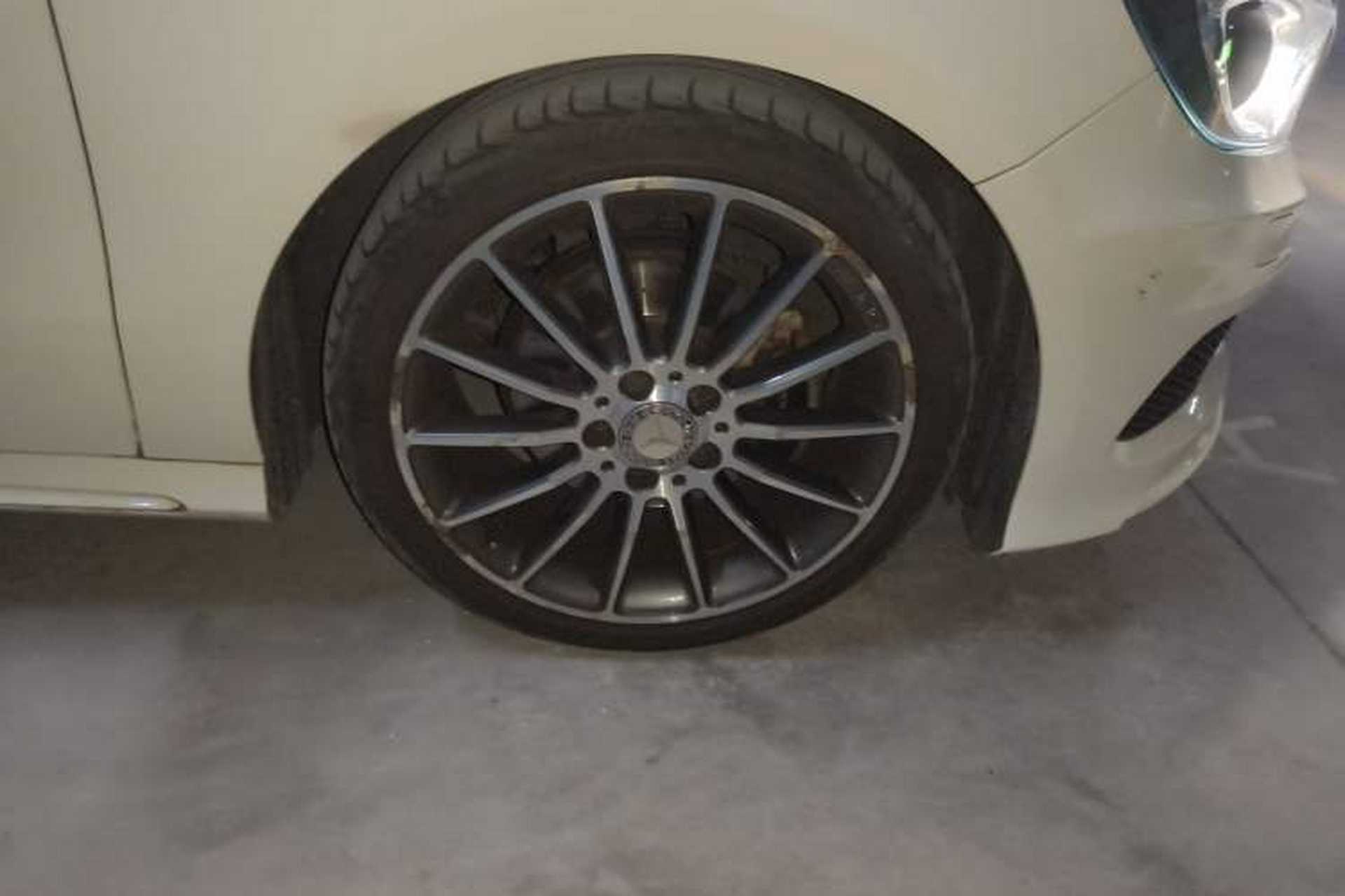 Used Mercedes-Benz A-Class 2015 A 200 Sport Edition Right Front Wheel Hub