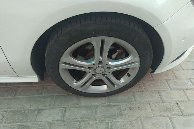 Used Mercedes-Benz A-Class 2015 A 180 Right Front Wheel Hub