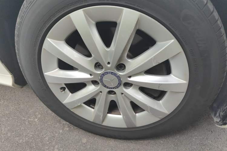 Used Mercedes-Benz A-Class 2015 A 180 Standard Model Right Front Wheel Hub