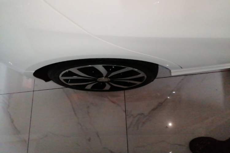 Used Mercedes-Benz A-Class 2015 A 200 Fashion Model Right Rear Wheel Hub