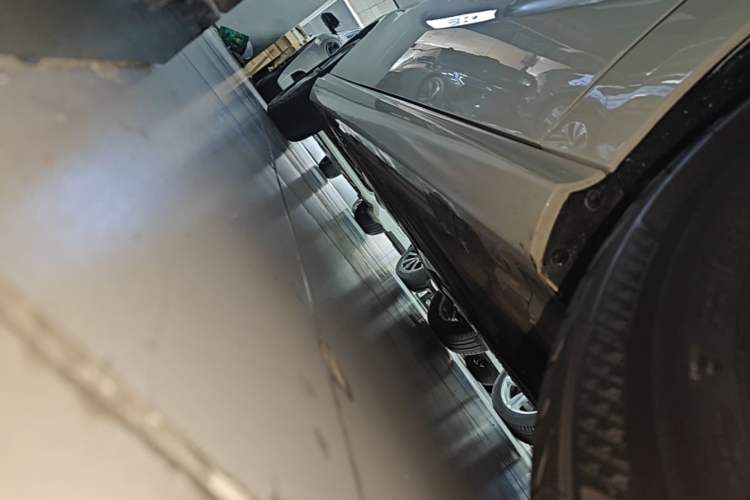 Used Mercedes-Benz A-Class 2015 A 180 Standard Model Right Side Sill
