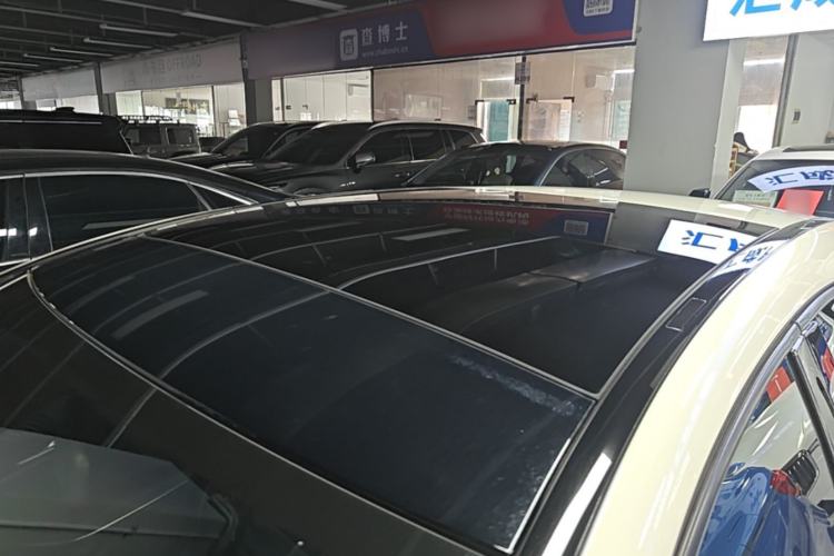 Used Mercedes-Benz A-Class 2015 A 180 Standard Model Roof