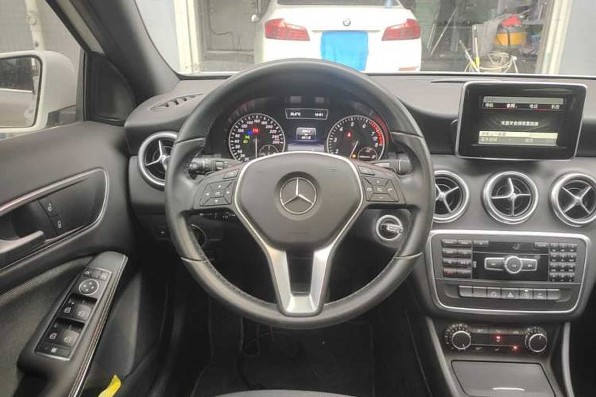 Used Mercedes-Benz A-Class 2015 A 180 Steering Wheel