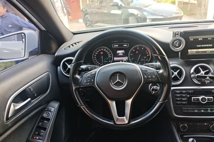 Used Mercedes-Benz A-Class 2015 A 180 Steering Wheel