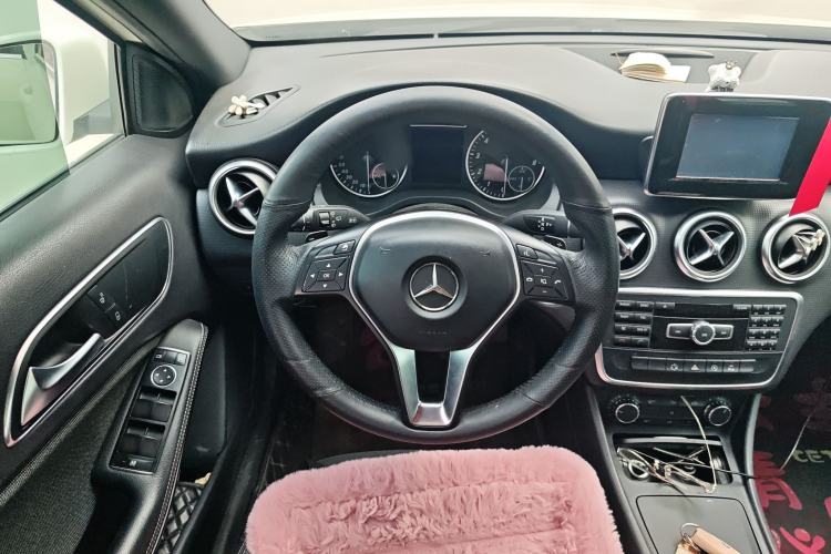 Used Mercedes-Benz A-Class 2015 A 180 Steering Wheel
