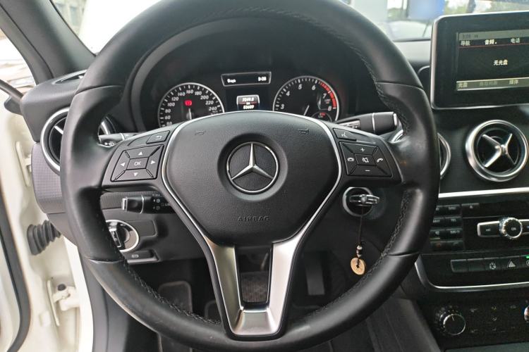 Used Mercedes-Benz A-Class 2015 A 180 Steering Wheel