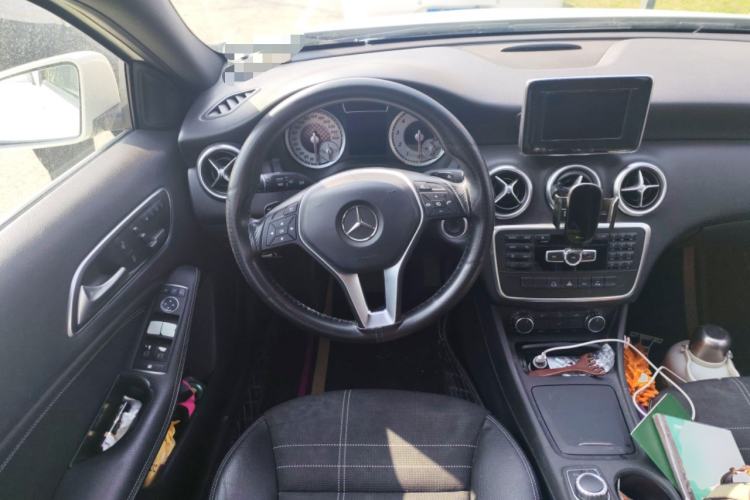 Used Mercedes-Benz A-Class 2015 A 200 Fashion Model Steering Wheel