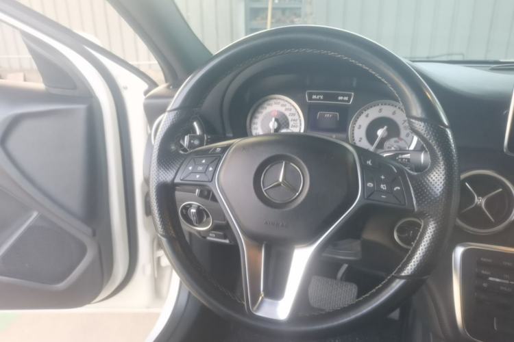 Used Mercedes-Benz A-Class 2015 A 200 Fashion Model Steering Wheel