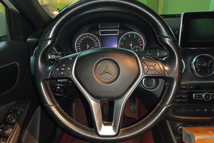 Used Mercedes-Benz A-Class 2015 A 180 Steering Wheel