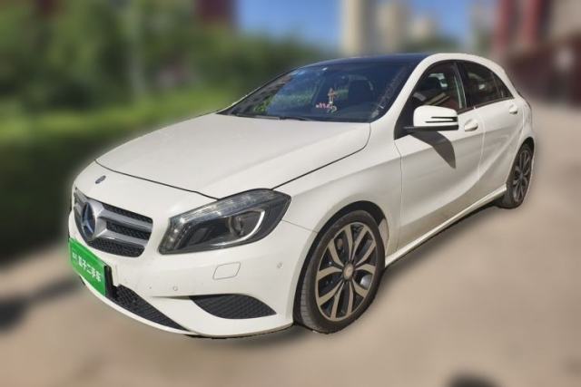 Used Mercedes-Benz A-Class 2015 A 200 Fashion Model