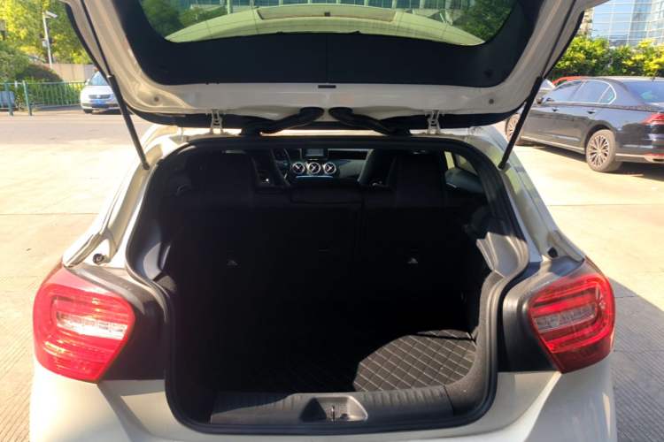 Used Mercedes-Benz A-Class 2015 A 180 Trunk