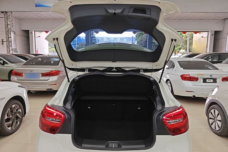 Used Mercedes-Benz A-Class 2015 A 180 Standard Model Trunk