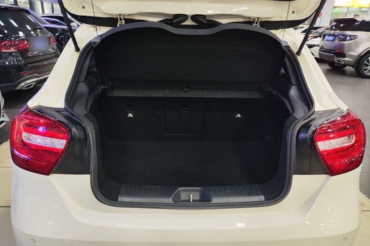 Used Mercedes-Benz A-Class 2015 A 180 Trunk