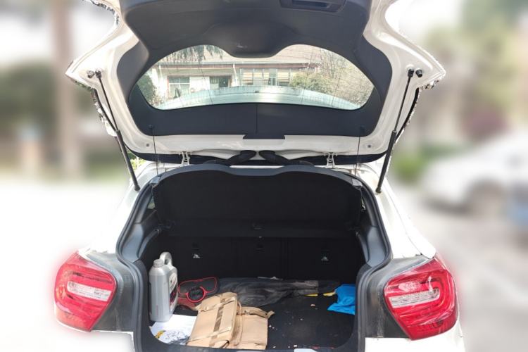 Used Mercedes-Benz A-Class 2015 A 180 Trunk