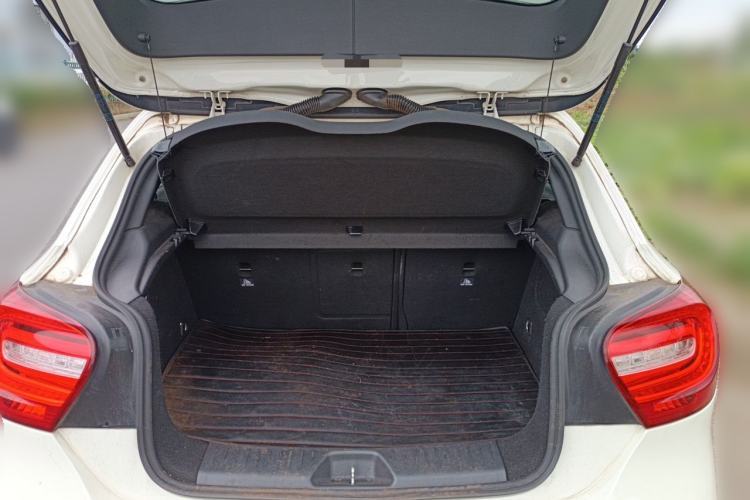 Used Mercedes-Benz A-Class 2015 A 180 Trunk