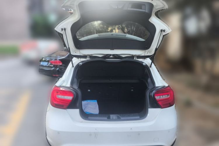 Used Mercedes-Benz A-Class 2015 A 180 Trunk