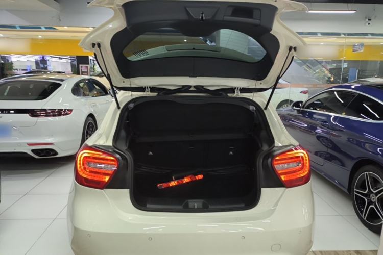 Used Mercedes-Benz A-Class 2015 A 180 Trunk